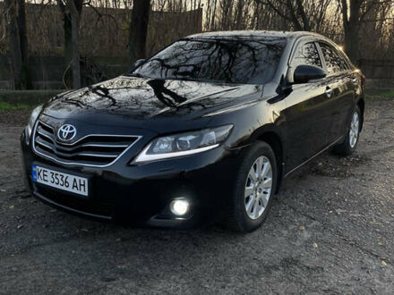 Черный Тойота Камри, объемом двигателя 2.4 л и пробегом 366 тыс. км за 6500 $, фото 1 на Automoto.ua