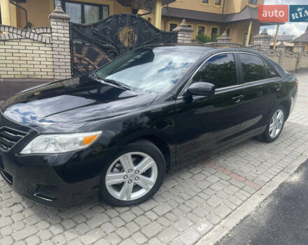 Чорний Тойота Камрі, об'ємом двигуна 2.49 л та пробігом 116 тис. км за 8250 $, фото 1 на Automoto.ua