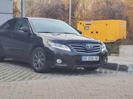 Черный Тойота Камри, объемом двигателя 2.36 л и пробегом 162 тыс. км за 10300 $, фото 1 на Automoto.ua