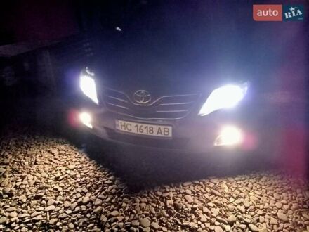 Черный Тойота Камри, объемом двигателя 2.49 л и пробегом 287 тыс. км за 9600 $, фото 1 на Automoto.ua