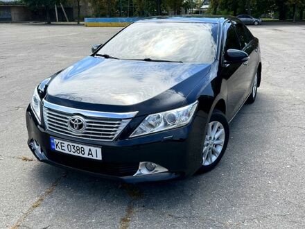 Чорний Тойота Камрі, об'ємом двигуна 2.5 л та пробігом 0 тис. км за 12000 $, фото 1 на Automoto.ua