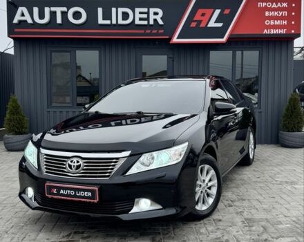 Черный Тойота Камри, объемом двигателя 2.5 л и пробегом 198 тыс. км за 12900 $, фото 1 на Automoto.ua