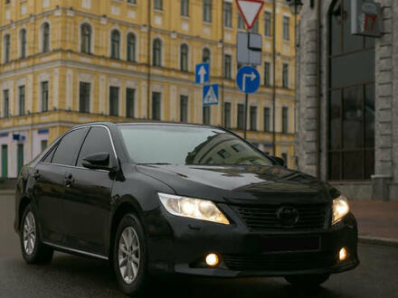 Черный Тойота Камри, объемом двигателя 2.5 л и пробегом 280 тыс. км за 10999 $, фото 1 на Automoto.ua