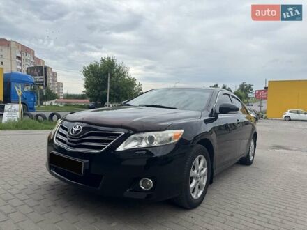 Тойота Камри 2011 в Ровно на Automoto.ua Черный Тойота Камри, объемом двигателя 2.4 л и пробегом 168 тыс. км за 11300 $, фото 1 на Automoto.ua