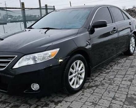 Черный Тойота Камри, объемом двигателя 2.5 л и пробегом 186 тыс. км за 12300 $, фото 1 на Automoto.ua
