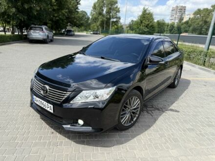 Тойота Камрі 2012 у Кам'янське (Дніпродзержинськ) на Automoto.ua Чорний Тойота Камрі, об'ємом двигуна 3.5 л та пробігом 248 тис. км за 15500 $, фото 1 на Automoto.ua