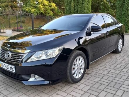 Черный Тойота Камри, объемом двигателя 2.5 л и пробегом 188 тыс. км за 12750 $, фото 1 на Automoto.ua