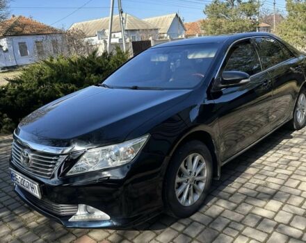 Черный Тойота Камри, объемом двигателя 2.5 л и пробегом 210 тыс. км за 13600 $, фото 1 на Automoto.ua