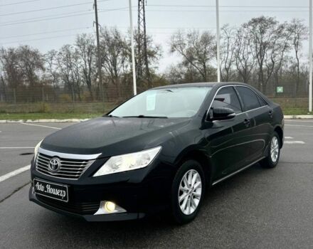 Черный Тойота Камри, объемом двигателя 0 л и пробегом 142 тыс. км за 12999 $, фото 1 на Automoto.ua