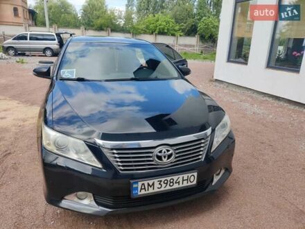 Чорний Тойота Камрі, об'ємом двигуна 3.5 л та пробігом 196 тис. км за 13300 $, фото 1 на Automoto.ua