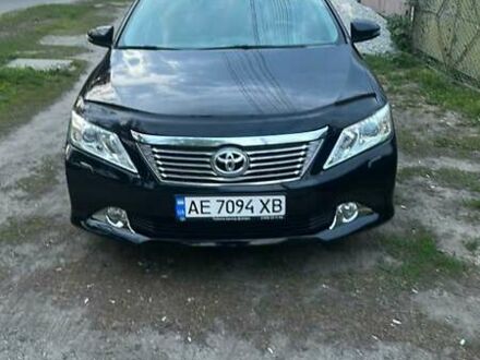 Чорний Тойота Камрі, об'ємом двигуна 2.5 л та пробігом 200 тис. км за 13500 $, фото 1 на Automoto.ua