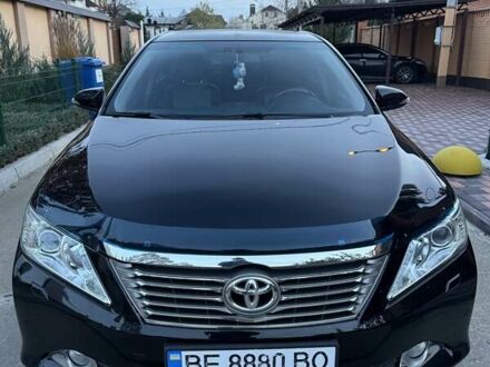 Черный Тойота Камри, объемом двигателя 2.5 л и пробегом 173 тыс. км за 13000 $, фото 1 на Automoto.ua