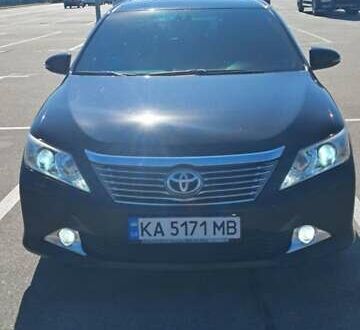 Чорний Тойота Камрі, об'ємом двигуна 2.5 л та пробігом 224 тис. км за 15000 $, фото 1 на Automoto.ua