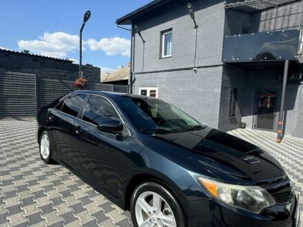 Чорний Тойота Камрі, об'ємом двигуна 2.5 л та пробігом 260 тис. км за 10500 $, фото 1 на Automoto.ua