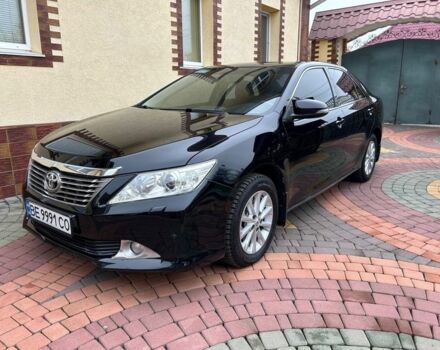 Чорний Тойота Камрі, об'ємом двигуна 2.5 л та пробігом 215 тис. км за 14000 $, фото 1 на Automoto.ua