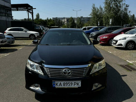 Чорний Тойота Камрі, об'ємом двигуна 2.5 л та пробігом 305 тис. км за 13000 $, фото 1 на Automoto.ua