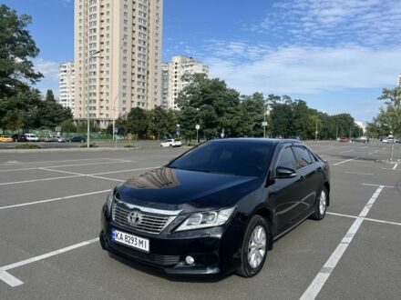Черный Тойота Камри, объемом двигателя 2.5 л и пробегом 206 тыс. км за 12100 $, фото 1 на Automoto.ua
