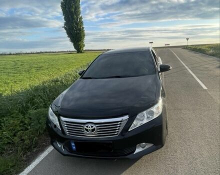 Чорний Тойота Камрі, об'ємом двигуна 2.5 л та пробігом 237 тис. км за 12900 $, фото 1 на Automoto.ua