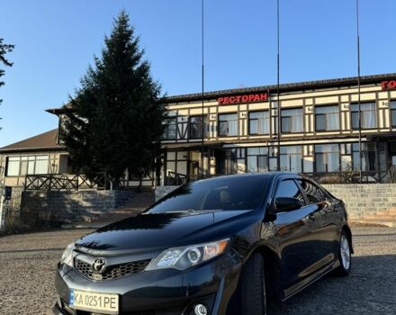 Черный Тойота Камри, объемом двигателя 2.5 л и пробегом 310 тыс. км за 12600 $, фото 1 на Automoto.ua
