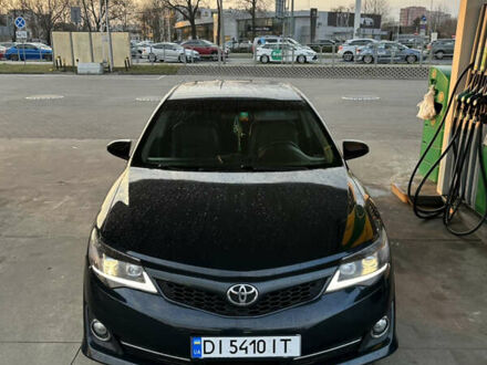 Тойота Камрі 2013 у Желтых Водах на Automoto.ua Чорний Тойота Камрі, об'ємом двигуна 2.49 л та пробігом 176 тис. км за 9700 $, фото 1 на Automoto.ua