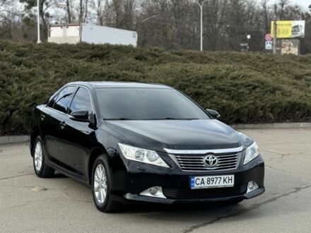 Тойота Камрі 2013 у Умани на Automoto.ua Чорний Тойота Камрі, об'ємом двигуна 2.5 л та пробігом 226 тис. км за 12500 $, фото 1 на Automoto.ua