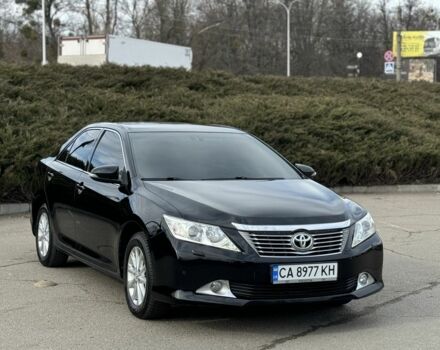 Черный Тойота Камри, объемом двигателя 2.5 л и пробегом 226 тыс. км за 12500 $, фото 1 на Automoto.ua