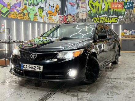 Чорний Тойота Камрі, об'ємом двигуна 2.49 л та пробігом 256 тис. км за 11500 $, фото 1 на Automoto.ua