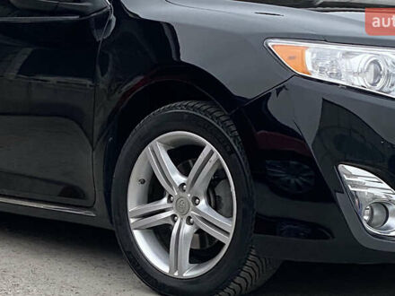 Чорний Тойота Камрі, об'ємом двигуна 2.49 л та пробігом 149 тис. км за 13400 $, фото 1 на Automoto.ua