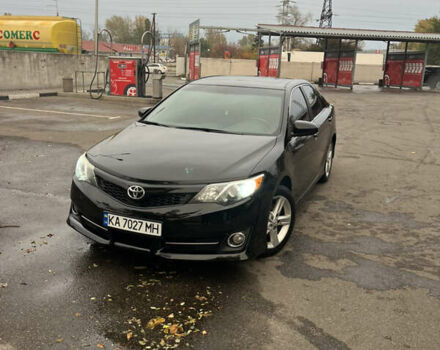 Черный Тойота Камри, объемом двигателя 2.5 л и пробегом 240 тыс. км за 14000 $, фото 1 на Automoto.ua