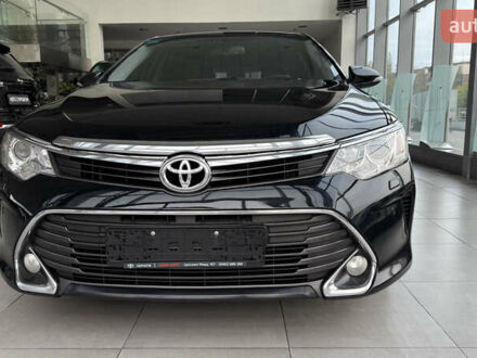 Черный Тойота Камри, объемом двигателя 2.49 л и пробегом 321 тыс. км за 16000 $, фото 1 на Automoto.ua