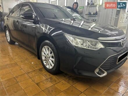 Чорний Тойота Камрі, об'ємом двигуна 2.49 л та пробігом 183 тис. км за 15400 $, фото 1 на Automoto.ua