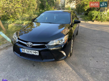 Тойота Камрі 2016 у Кам'янське (Дніпродзержинськ) на Automoto.ua Чорний Тойота Камрі, об'ємом двигуна 2.4 л та пробігом 120 тис. км за 15500 $, фото 1 на Automoto.ua