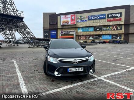 Чорний Тойота Камрі, об'ємом двигуна 2.5 л та пробігом 165 тис. км за 16600 $, фото 1 на Automoto.ua