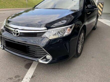 Черный Тойота Камри, объемом двигателя 2.5 л и пробегом 135 тыс. км за 14800 $, фото 1 на Automoto.ua