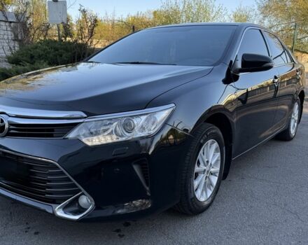 Черный Тойота Камри, объемом двигателя 2.5 л и пробегом 133 тыс. км за 18700 $, фото 1 на Automoto.ua