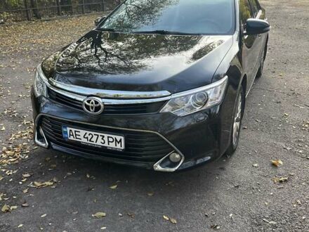 Чорний Тойота Камрі, об'ємом двигуна 2.49 л та пробігом 143 тис. км за 19500 $, фото 1 на Automoto.ua