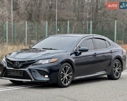 Чорний Тойота Камрі, об'ємом двигуна 2.5 л та пробігом 174 тис. км за 17300 $, фото 1 на Automoto.ua