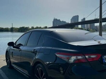 Чорний Тойота Камрі, об'ємом двигуна 2.49 л та пробігом 115 тис. км за 18500 $, фото 1 на Automoto.ua