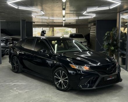 Черный Тойота Камри, объемом двигателя 2.5 л и пробегом 133 тыс. км за 18500 $, фото 1 на Automoto.ua