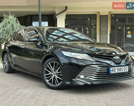 Чорний Тойота Камрі, об'ємом двигуна 2.5 л та пробігом 27 тис. км за 29500 $, фото 1 на Automoto.ua