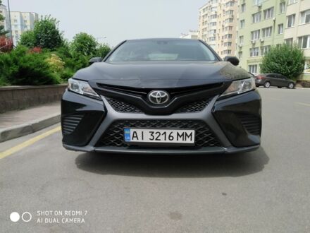 Тойота Камрі 2018 у Вишневом на Automoto.ua Чорний Тойота Камрі, об'ємом двигуна 2.5 л та пробігом 140 тис. км за 17000 $, фото 1 на Automoto.ua