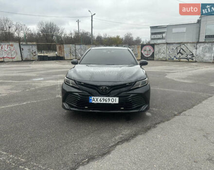 Черный Тойота Камри, объемом двигателя 2.49 л и пробегом 210 тыс. км за 18000 $, фото 1 на Automoto.ua