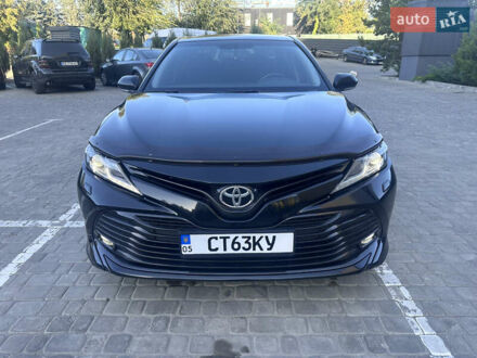 Черный Тойота Камри, объемом двигателя 2.5 л и пробегом 168 тыс. км за 20300 $, фото 1 на Automoto.ua