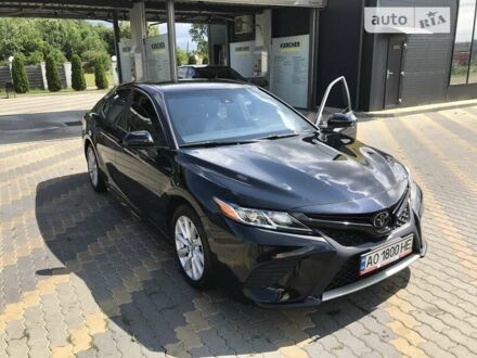 Тойота Камрі 2018 у Ужгороді на Automoto.ua Чорний Тойота Камрі, об'ємом двигуна 2.49 л та пробігом 111 тис. км за 20800 $, фото 1 на Automoto.ua