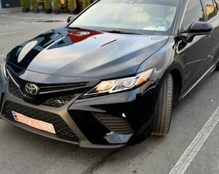 Тойота Камри 2018 в Киеве на Automoto.ua Черный Тойота Камри, объемом двигателя 2.49 л и пробегом 150 тыс. км за 19300 $, фото 1 на Automoto.ua