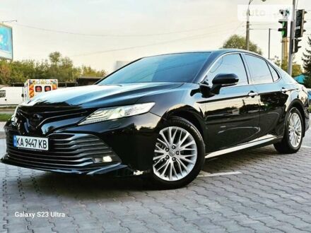 Тойота Камрі 2019 у Хмельницькому на Automoto.ua Чорний Тойота Камрі, об'ємом двигуна 2.5 л та пробігом 153 тис. км за 29999 $, фото 1 на Automoto.ua
