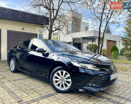 Тойота Камри 2019 в Киеве на Automoto.ua Черный Тойота Камри, объемом двигателя 2.5 л и пробегом 116 тыс. км за 19995 $, фото 1 на Automoto.ua