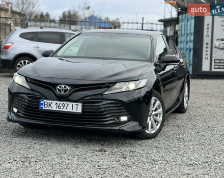 Черный Тойота Камри, объемом двигателя 2.49 л и пробегом 140 тыс. км за 19300 $, фото 1 на Automoto.ua