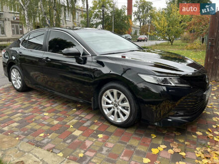 Тойота Камри 2019 в Александрие на Automoto.ua Черный Тойота Камри, объемом двигателя 2.49 л и пробегом 105 тыс. км за 21500 $, фото 1 на Automoto.ua