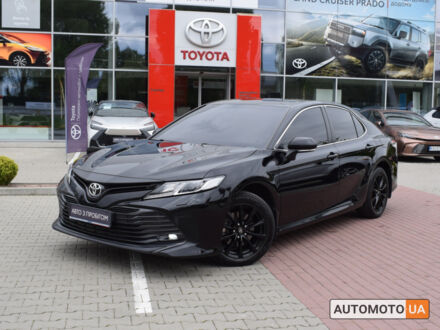 Тойота Камри 2020 в Житомире на Automoto.ua Черный Тойота Камри, объемом двигателя 2.5 л и пробегом 108 тыс. км за 25200 $, фото 1 на Automoto.ua